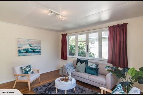 Photo of property in 11 Maire Street, Otaki, 5512