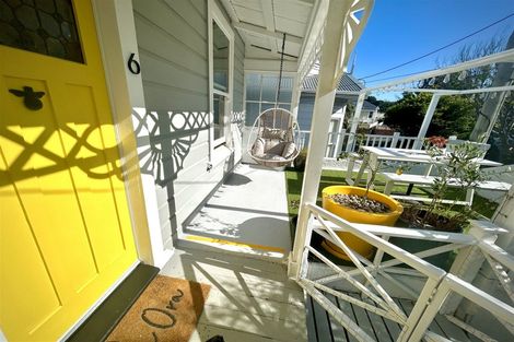 Photo of property in 6 Jeypore Street, Berhampore, Wellington, 6023