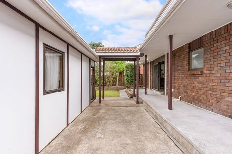 Photo of property in 46a East Coast Road, Milford, Auckland, 0620