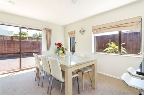 Photo of property in 1a Corfe Street, Ilam, Christchurch, 8041