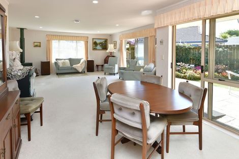 Photo of property in 37 Motutapu Avenue, Manly, Whangaparaoa, 0930