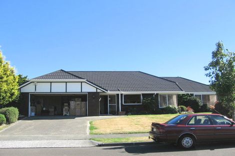 Photo of property in 6 Comeskey Grove, Elderslea, Upper Hutt, 5018