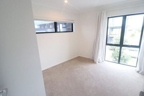 Photo of property in 68 Bomb Point Drive, Hobsonville, Auckland, 0616