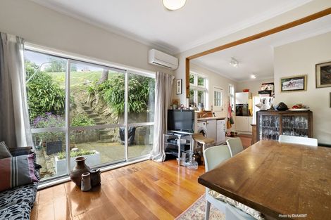 Photo of property in 8 Finnimore Terrace, Vogeltown, Wellington, 6021