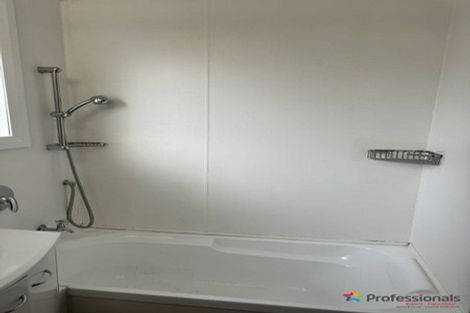 Photo of property in 11a Woodvale Road, Glen Eden, Auckland, 0602