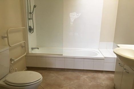 Photo of property in 17 Lakeridge Close, Rangatira Park, Taupo, 3330