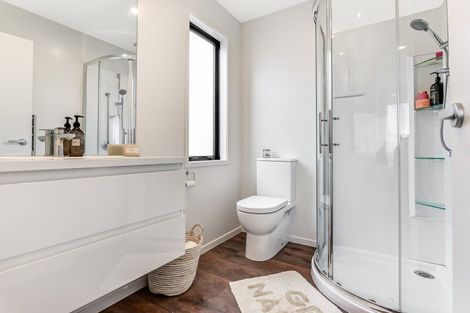 Photo of property in 72 Jacks Landing Drive, Hamilton Lake, Hamilton, 3204