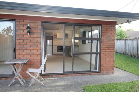 Photo of property in 65 Rhinevale Close, Henderson, Auckland, 0612