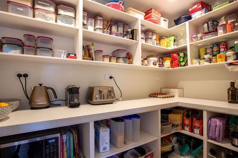 Photo of property in 10 Sequoia Close, Alexandra, 9320