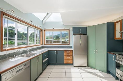Photo of property in 9 Clarkes Crescent, Paekakariki, 5034