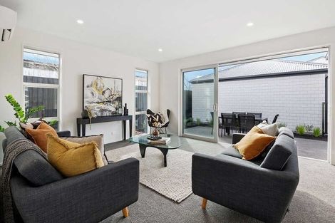 Photo of property in 8b Halliwell Avenue, Papanui, Christchurch, 8052