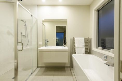 Photo of property in 7 Broadwater Close, Pyes Pa, Tauranga, 3112