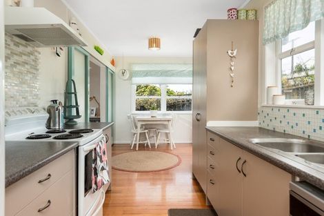 Photo of property in 8b Esk Street, Parkvale, Tauranga, 3112