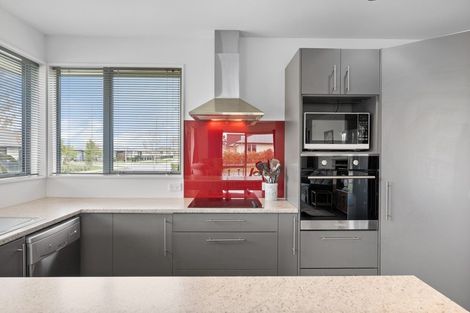 Photo of property in 18 Kawari Drive, Pegasus, 7612