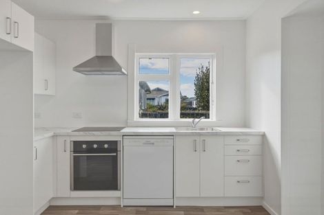 Photo of property in 15 Taupata Street, Castlecliff, Whanganui, 4501