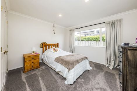 Photo of property in 264 Hill Road, The Gardens, Auckland, 2105