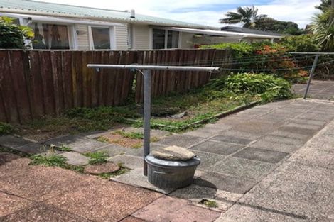Photo of property in 2/53 Shakespeare Road, Milford, Auckland, 0620