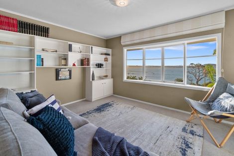 Photo of property in 80 Paritai Drive, Orakei, Auckland, 1071