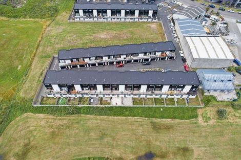 Photo of property in 8/22 Ashley Place, Papamoa Beach, Papamoa, 3118