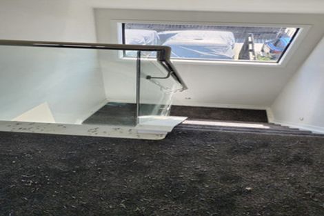 Photo of property in 708a Massey Road, Mangere, Auckland, 2022