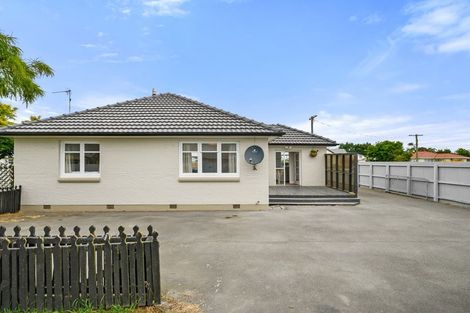 Photo of property in 72 Mcmurdo Street, Tinwald, Ashburton, 7700