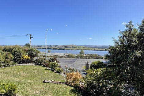 Photo of property in 76 Greenwich Street, Waihola, Milton, 9073