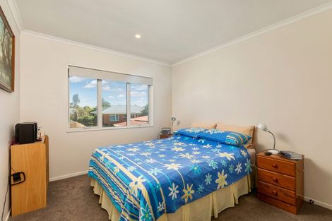 Photo of property in 6 Papahou Lane, Papatoetoe, Auckland, 2025