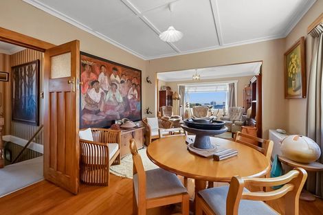 Photo of property in 41 Cameron Street, New Plymouth, 4310