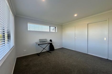 Photo of property in 21d Nellie Drive, Kumeu, 0810