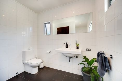 Photo of property in 52 Sylvan Street, Lake Hayes, Queenstown, 9304