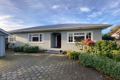 Photo of property in 102 Hawford Road, Opawa, Christchurch, 8023