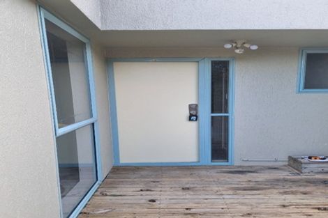 Photo of property in 3/351 West Coast Road, Glen Eden, Auckland, 0602