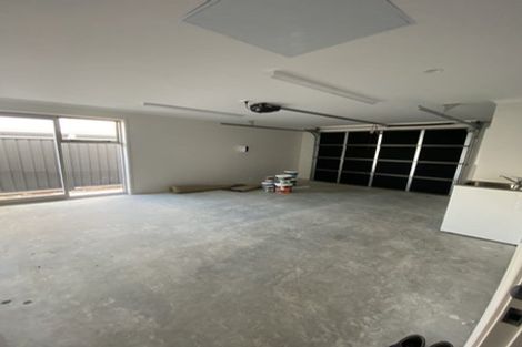 Photo of property in 9 Hammick Crescent, Pyes Pa, 3112