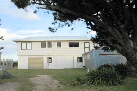 Photo of property in 206 Tangaroa Road, Whangamata, 3620