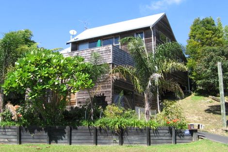 Photo of property in 3 Danbury Drive, Torbay, Auckland, 0630