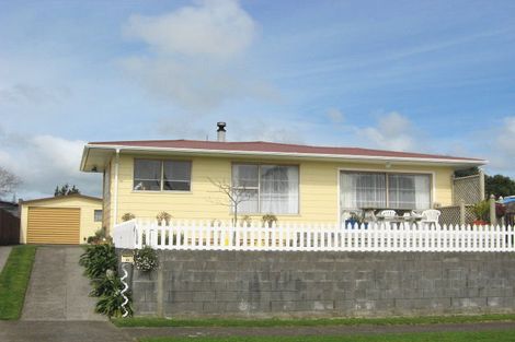 Photo of property in 44 Gold Street, Waitara, 4320
