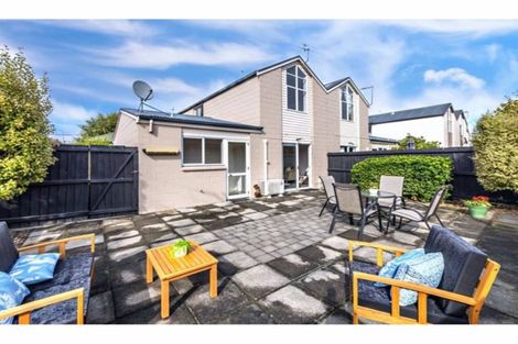Photo of property in 1/115 Waltham Road, Sydenham, Christchurch, 8023