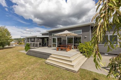 Photo of property in 18 Wai Matangi Place, Motuoapa, 3382