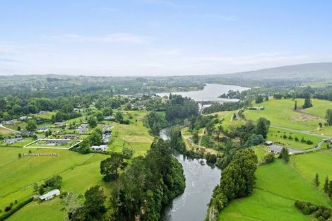 Photo of property in 35 Riverside Lane, Karapiro, Cambridge, 3494