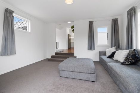 Photo of property in 6c Williams Place, Fairfield, Hamilton, 3214