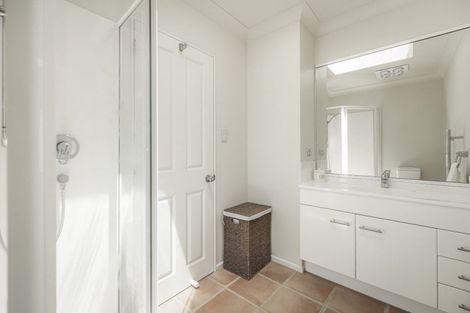 Photo of property in 145 Oceanview Road, Mount Maunganui, 3116