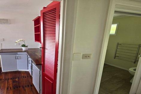 Photo of property in 15 Barton Terrace, Thorndon, Wellington, 6011