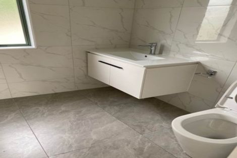 Photo of property in 29 Pukatea Avenue, Albany, Auckland, 0632