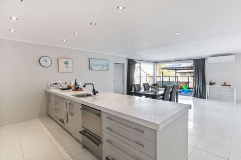 Photo of property in 15a Mckenzie Road, Owhata, Rotorua, 3010