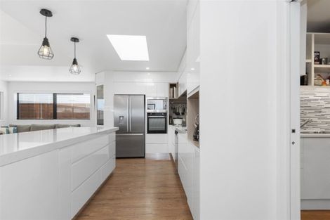 Photo of property in 33 Coast Boulevard, Papamoa Beach, Papamoa, 3118