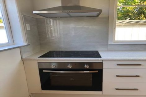 Photo of property in 55 Middlemore Crescent, Papatoetoe, Auckland, 2025