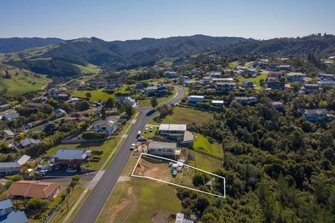 Photo of property in 116 Centennial Drive, Whitianga, 3510