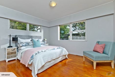 Photo of property in 22 Lynden Avenue, Hillcrest, Auckland, 0627