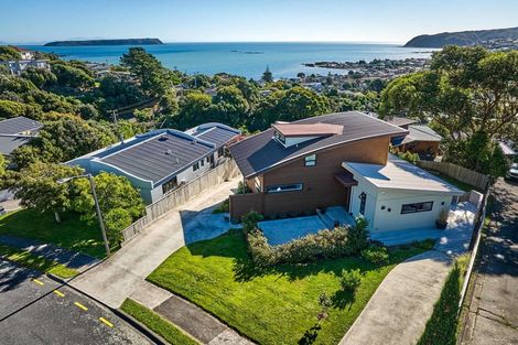 Photo of property in 16 Lagden Street, Camborne, Porirua, 5026