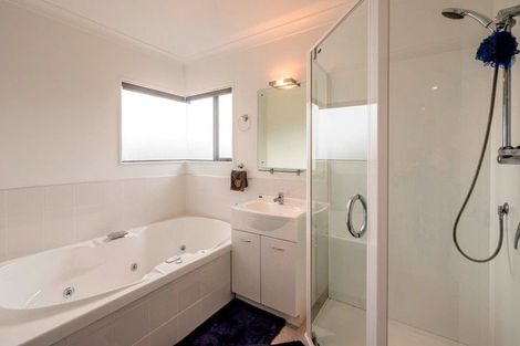 Photo of property in 62 The Drive, Paraparaumu Beach, Paraparaumu, 5032